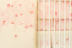 Lovelines Organic Crib Set by Pixel Organics